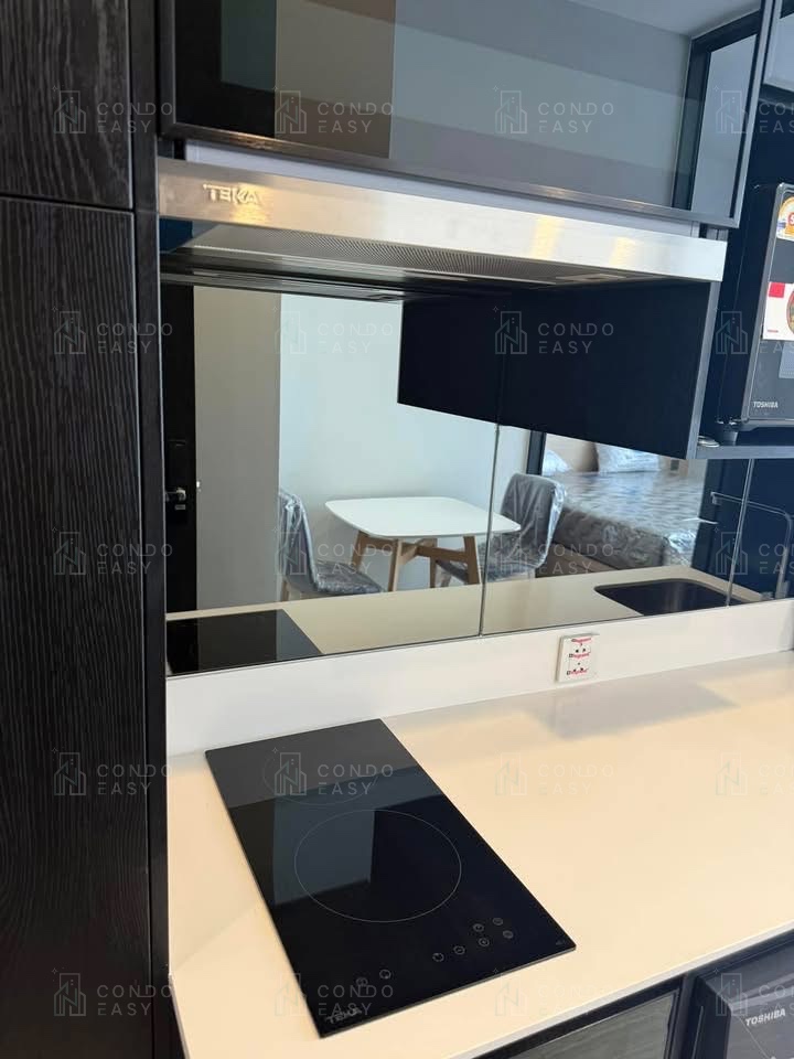 Noble Around Ari Preview 7