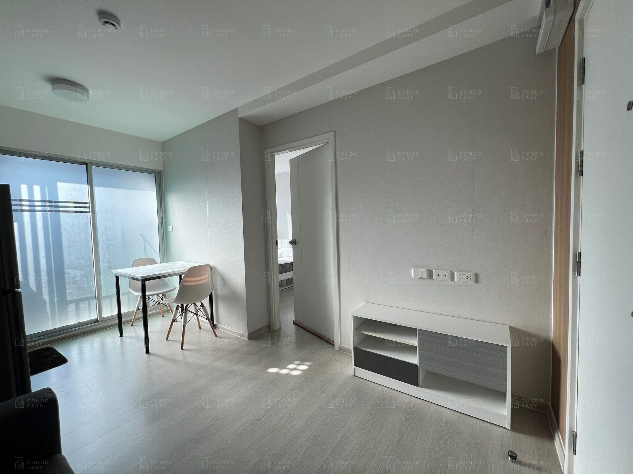 Plum Condo Ram 60 Interchange